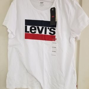 Womens LEVI'S shirt size XL new with tags